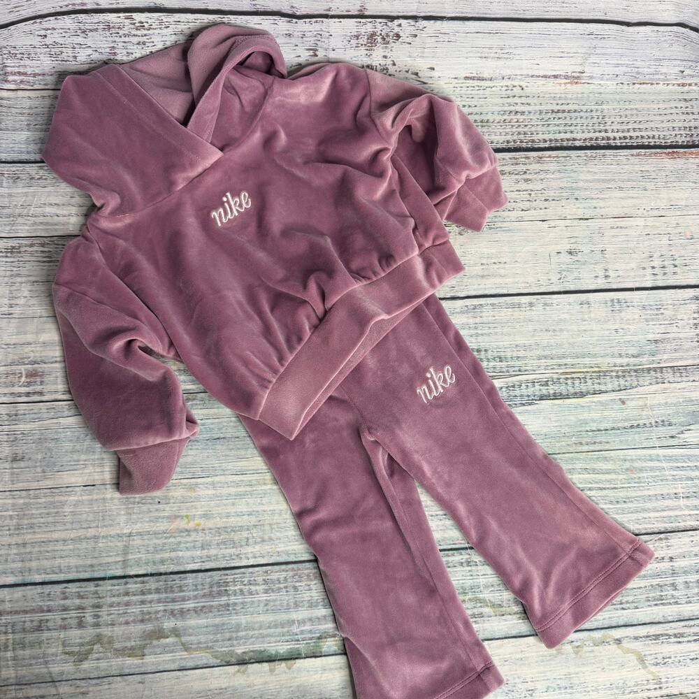 Nike Baby Girls 12M Velour Hoodie Pants Set Dusty Pink Mauve Embroidered Logo